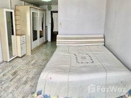 1 Bedroom Condo for rent at Family Ratchada Condo, Chomphon