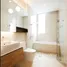 2 Bedroom Townhouse for rent at Hem 52 At Rama 9, Bang Kapi