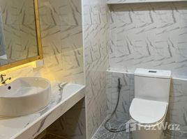 Студия Квартира в аренду в Nakornping Condominium, Chang Phueak, Mueang Chiang Mai