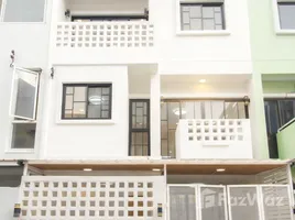 ขายวิลล่า 3 ห้องนอน ใน นวลจันทร์, กรุงเทพมหานคร, นวลจันทร์, บึงกุ่ม, กรุงเทพมหานคร