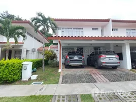 Maison 4 chambre à vendre à Villa Colon, Mora, San Jose