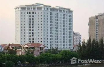 Hồng Lĩnh Plaza in Binh Hung, ホーチミン市