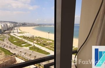 Bel appartement F3 meublé à TANGER Corniche in Na Charf, タンガー・テトウアン