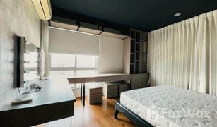 1 Bedroom Condo for sale in Khlong Ton Sai, Bangkok Hive Taksin