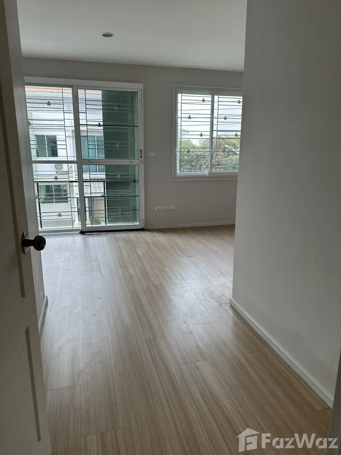 For rent 3 ベッドルーム townhouse in Prawet, Bangkok