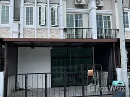 6 Bedroom Townhouse for sale at Golden Town Ramintra-Khubon, Tha Raeng, Bang Khen