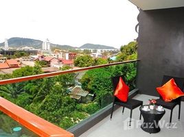 1 chambre Condominium à vendre à The Emerald Terrace., Patong, Kathu