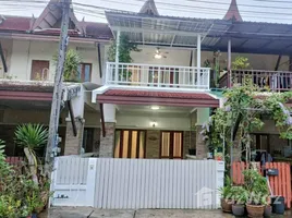 2 Schlafzimmer Reihenhaus zu verkaufen in Thalang, Phuket, Si Sunthon