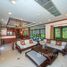 4 chambre Villa à vendre à Nai Harn Baan Bua., Rawai