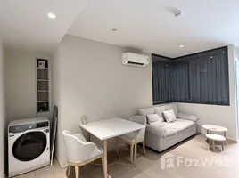 คอนโด 1 ห้องนอน ให้เช่า ในโครงการ รูเนะสุ ทองหล่อ 5, คลองตันเหนือ