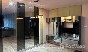 2 Schlafzimmern Wohnung zu verkaufen in Huai Khwang, Bangkok Belle Grand Rama 9