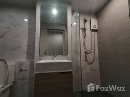 2 спален Кондо в аренду в Lily House , Khlong Toei Nuea