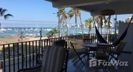Gorgeous Newly Remodeled Ocean Front Beach Rental 在售单元