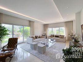 5 спален Вилла на продажу в Luxury Villas Area, Green Community East