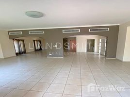 3 спален Вилла на продажу в Meadows 1, Emirates Hills Villas