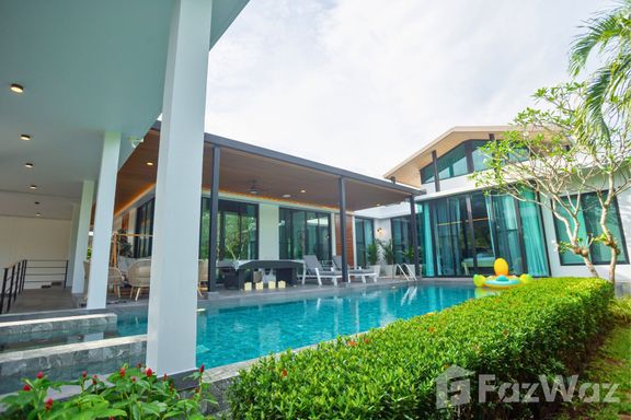 Nai Harn Baan Bua