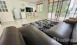 4 Bedrooms House for sale in Khlong Tan Nuea, Bangkok 