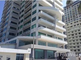 3 спален Квартира на продажу в On The Coast Ocean Front Condo! - High Floor Front Unit In The Aquamira, Salinas, Salinas