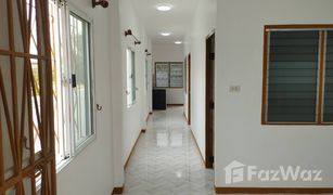 2 Bedrooms Townhouse for sale in Ban Klang, Lamphun 