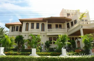 Paradise Villa 1 & 2 in Nong Prue, Паттайя