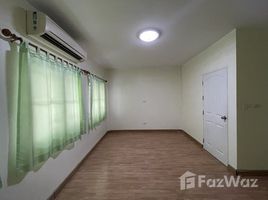 3 Bedroom Townhouse for rent at The Exclusive Town Home, Prawet, Prawet
