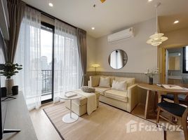 1 Bedroom Apartment for rent at Maru Ekkamai 2, Khlong Tan Nuea