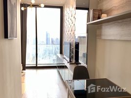 1 спален Кондо на продажу в Ashton Silom, Suriyawong