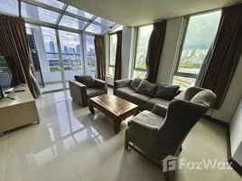 2 Habitación Apartamento en alquiler en P.W.T Mansion, Khlong Toei