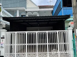 2 Habitación Villa en alquiler en Bang Chak, Bangkok, Bang Chak, Phra Khanong, Bangkok