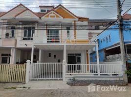 在Baan Mantakarn Rangsit-Lumlukka Klong 4出售的3 卧室 别墅, Lat Sawai, Lam Luk Ka, 巴吞他尼