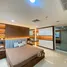 1 Bedroom Condo for rent at Tonson Court (Leasehold), Lumphini