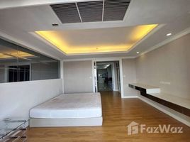 1 Schlafzimmer Wohnung zu vermieten im Nusa State Tower Condominium, Si Lom