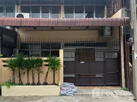 ทาวน์เฮ้าส์ 3 ห้องนอน ให้เช่า ในทำเล บางจาก, กรุงเทพมหานคร, บางจาก