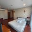 2 спален Кондо в аренду в The Star Estate at Narathiwas, Chong Nonsi