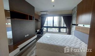 1 Schlafzimmer Wohnung zu verkaufen in Surasak, Pattaya Plus Condo-Sriracha