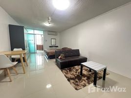 คอนโด สตูดิโอ ให้เช่า ในโครงการ เอสอาร์ คอนโด คอมเพล็กซ์, หนองป่าครั่ง, เมืองเชียงใหม่, เชียงใหม่, ไทย