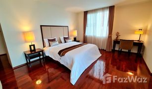 3 Bedrooms Condo for sale in Khlong Tan Nuea, Bangkok Piyathip Place