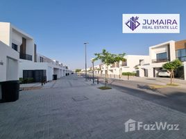 2 спален Дом на продажу в Marbella, Mina Al Arab