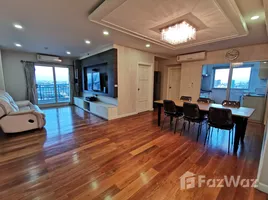 2 Bedroom Condo for rent at Supalai Park Ekkamai-Thonglor, Bang Kapi