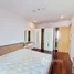 2 Bedroom Condo for rent at Circle Condominium, Makkasan
