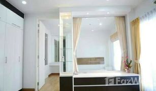 1 Bedroom Condo for sale in Talat Phlu, Bangkok The Parkland Taksin-Thapra