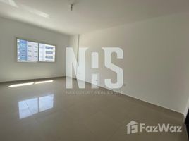 2 спален Квартира на продажу в Tower 17, Al Reef Downtown