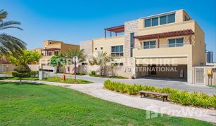 5 Habitaciones Villa en venta en , Abu Dhabi Lehweih Community