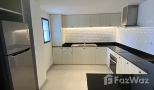 曼谷 Khlong Toei Nuea Villa Bajaj 3 卧室 住宅 售 