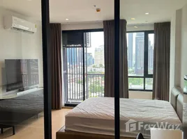 Studio Condo for rent at Maru Ekkamai 2, Khlong Tan Nuea, Watthana, Bangkok, Thailand