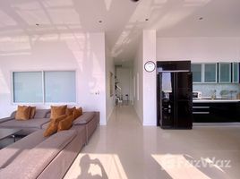 4 Bedroom Penthouse for rent at Sunset Plaza Condominium, Karon, Phuket Town