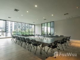 2 спален Кондо на продажу в Noble Ploenchit, Lumphini