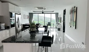 3 Bedrooms Condo for sale in Patong, Phuket Absolute Twin Sands III