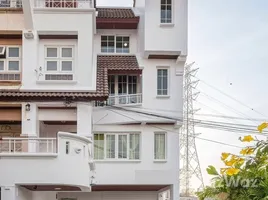 6 Habitación Casa en alquiler en Busarakum Place, Chomphon, Chatuchak, Bangkok