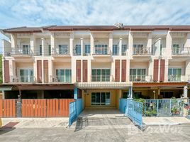 4 Bedroom Townhouse for sale at Tanapirom Srinakarin - Wongwaen, Bang Mueang, Mueang Samut Prakan
